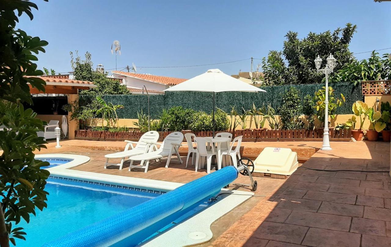 הוילה טראגונה Chalet Con Piscina Privada Y Barbacoa מראה חיצוני תמונה